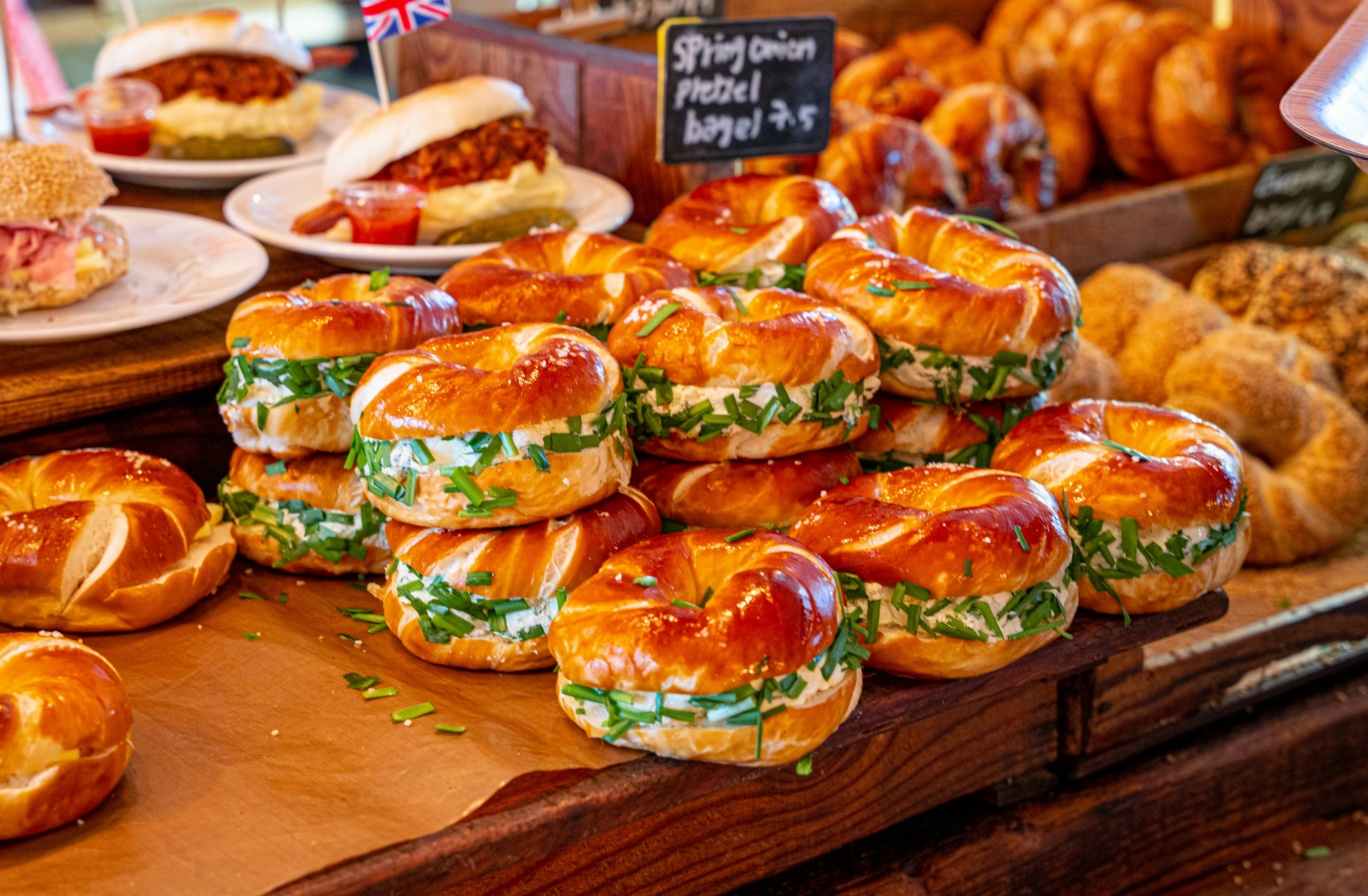 The Best Food Finds in Notting Hill : A Culinary Journey with Pocket Apartments