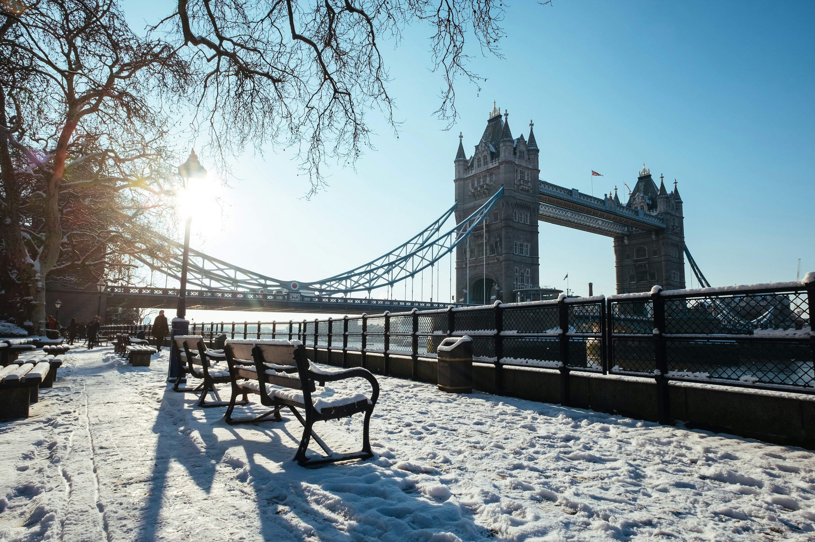❄️ The Perfect Way to Enjoy Your Winter Trip to London (and Stay Warm)